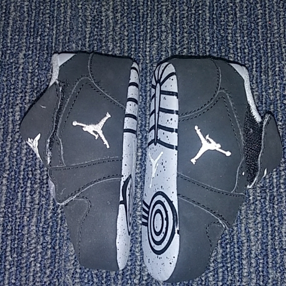 Baby air Jordan - Picture 2 of 4